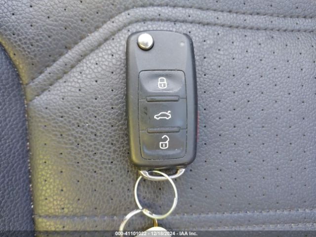1VWBS7A31GC016170 Volkswagen Passat 1.8t Se