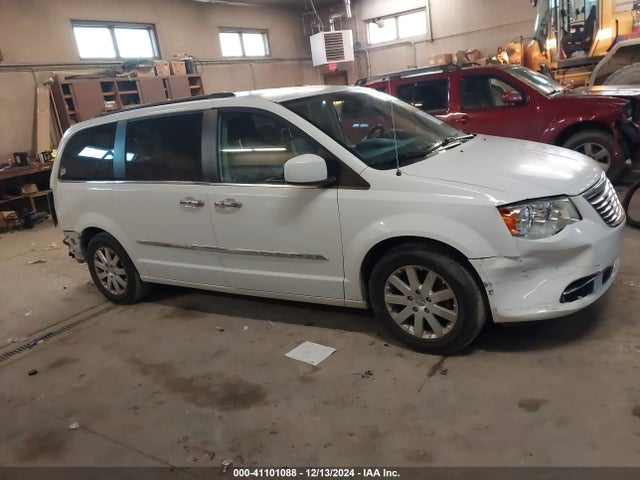 2C4RC1BG0FR727944 Chrysler Town & Country Touring