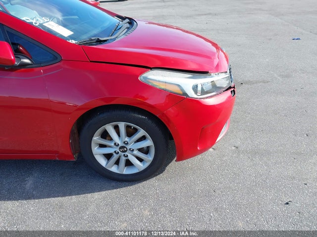 KIA FORTE S 2017 3KPFL4A76HE012726 Image 19