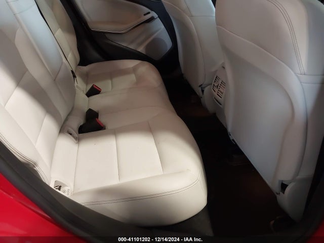 WDCTG4EB6LU024384 Mercedes-Benz GLA 250