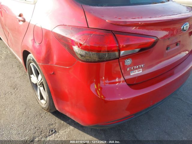 3KPFL4A70JE257639 KIA FORTE S