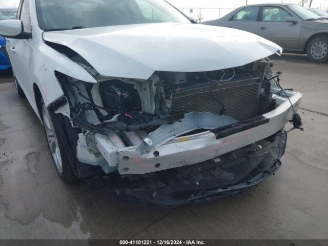 19UDE2F30HA001236 Acura Ilx Acurawatch Plus Package