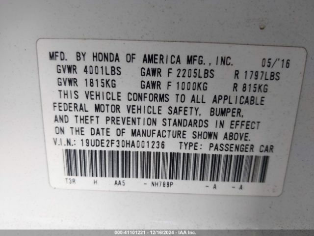 19UDE2F30HA001236 Acura Ilx Acurawatch Plus Package