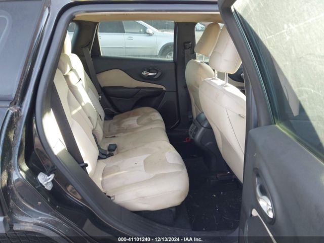 1C4PJLABXFW597094 Jeep Cherokee Sport