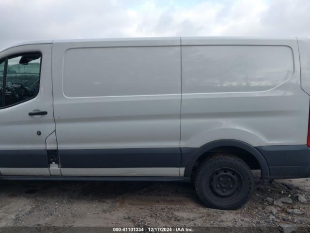 1FTYE1YM7JKA09737 Ford Transit-150