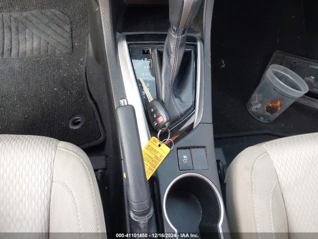 Toyota COROLLA LE 2015 5YFBURHE5FP334458 Image 11
