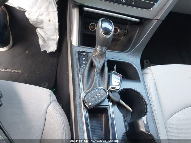 Hyundai Sonata 2017 5NPE24AF6HH561974 Image 11