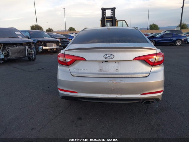 Hyundai Sonata 2017 5NPE24AF6HH561974 Image 16