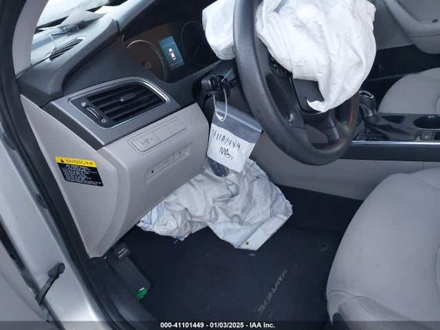 Hyundai Sonata 2017 5NPE24AF6HH561974 Image 17