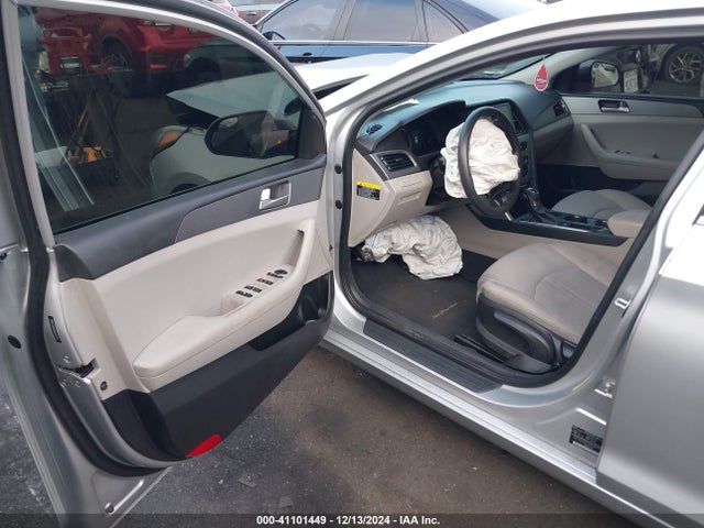 Hyundai Sonata 2017 5NPE24AF6HH561974 Image 5