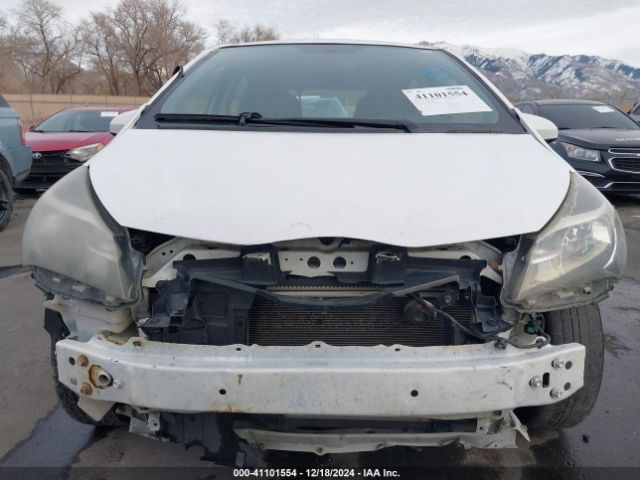 VNKKTUD32FA046001 Toyota YARIS L