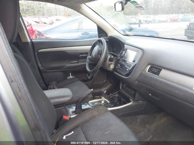 2018 MITSUBISHI OUTLANDER JA4AD2A30JZ038235 Photo 4