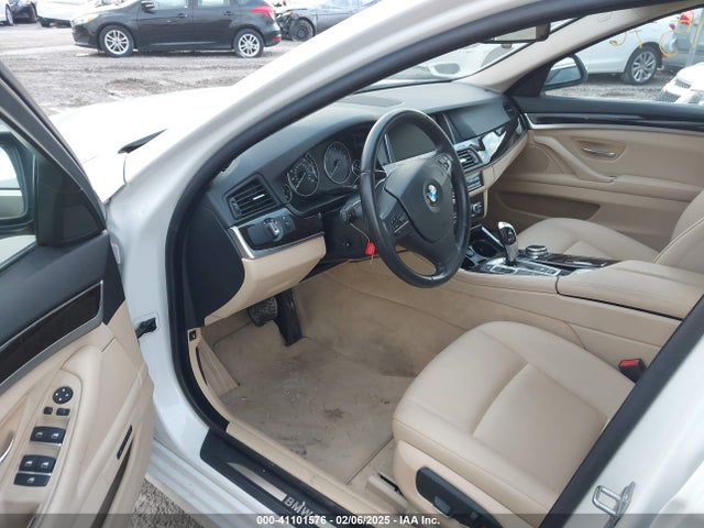 WBA5A7C5XED619995 BMW 528i Xdrive
