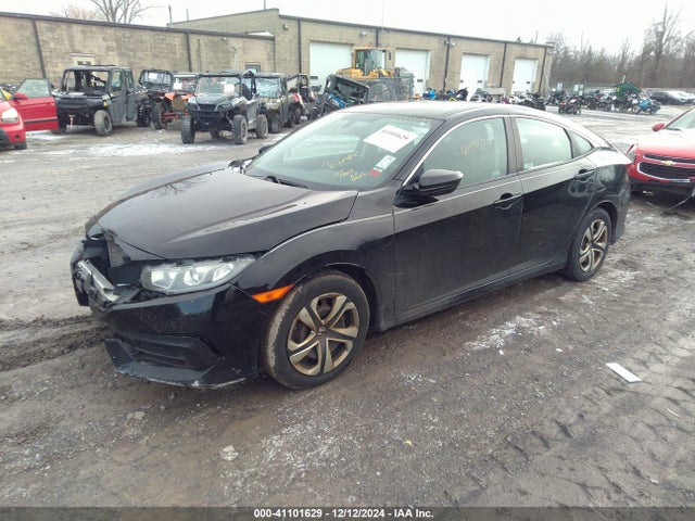 Honda Civic Lx 2018 2HGFC2F56JH561463 Image 2