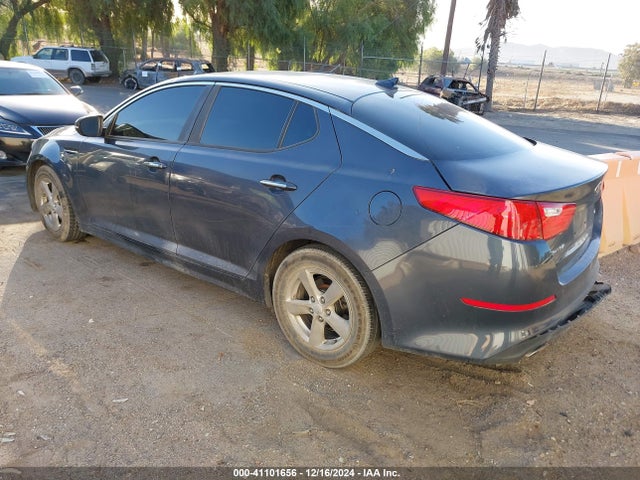 KIA Optima Lx 2015 KNAGM4A74F5584112 Image 3