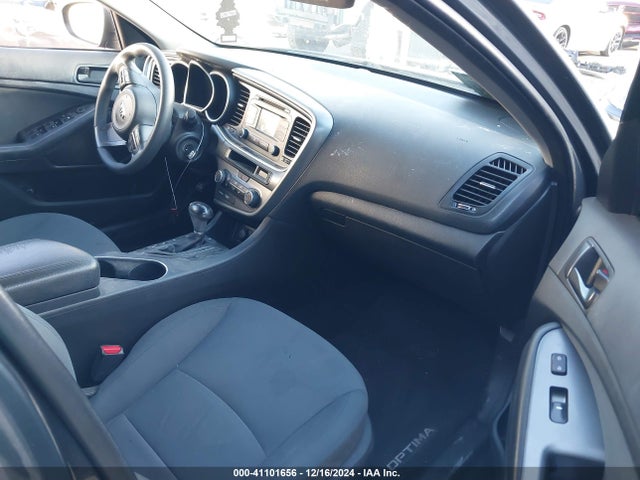 KIA Optima Lx 2015 KNAGM4A74F5584112 Image 5