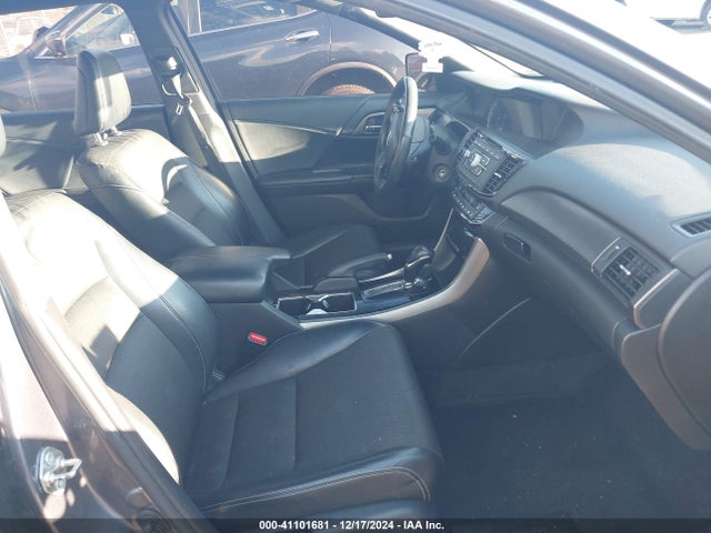 1HGCR2F52GA069277 Honda k24w1