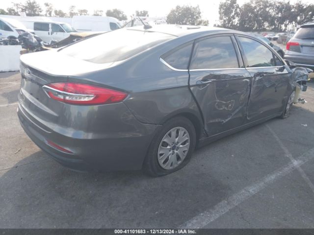 3FA6P0G79KR135513 Ford FUSION S