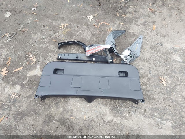 JTHKD5BH1E2182248 Lexus CT 200H