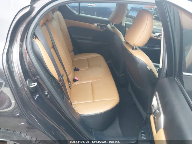 Lexus CT 200H 2014 JTHKD5BH1E2182248 Image 8