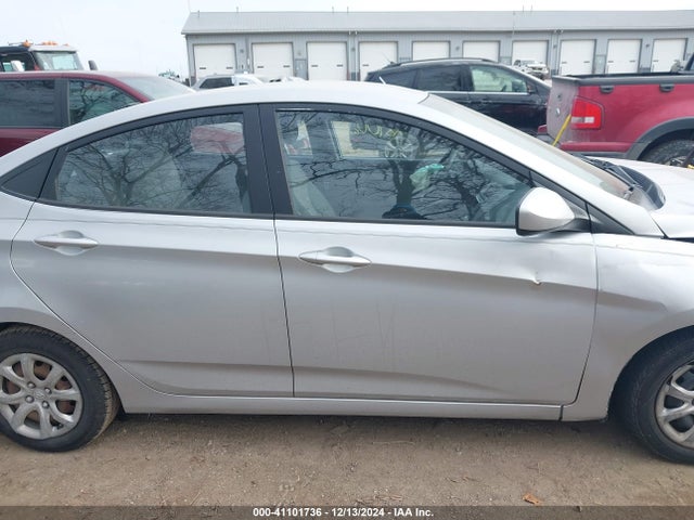 Hyundai ACCENT GLS 2014 KMHCT4AE3EU763874 Image 13