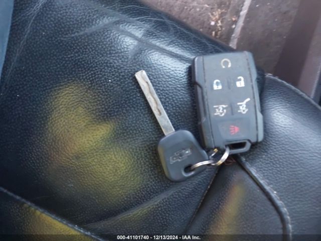 1GNSKJKCXFR211203 Chevrolet Suburban 1500 Lt