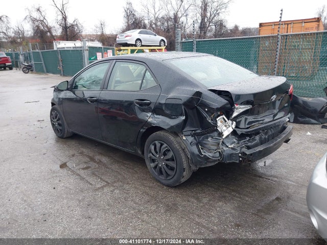 Toyota COROLLA LE 2019 2T1BURHE2KC206043 Image 3