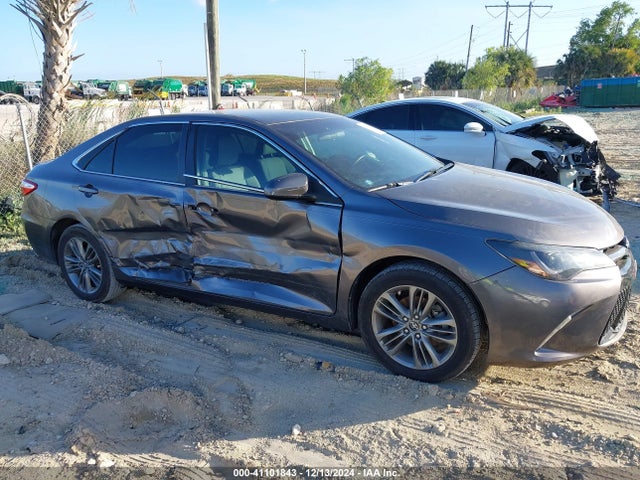 4T1BF1FK6HU643958 Toyota CAMRY SE