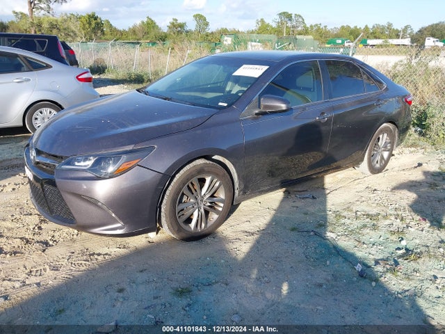 4T1BF1FK6HU643958 Toyota CAMRY SE