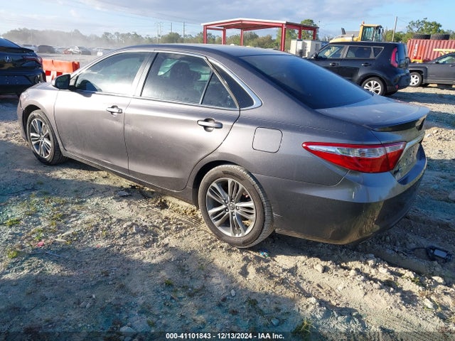 4T1BF1FK6HU643958 Toyota CAMRY SE