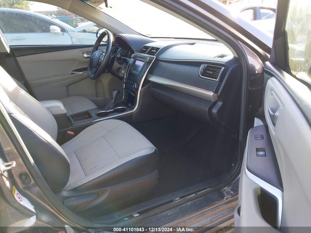 4T1BF1FK6HU643958 Toyota CAMRY SE