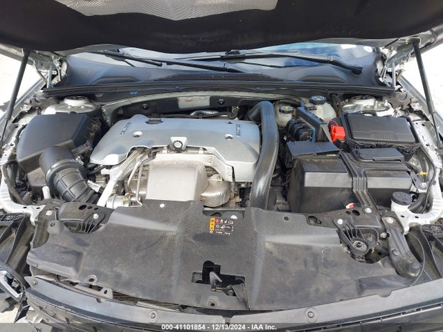 W04GV8SXXJ1151751 Buick Regal Tourx Essence