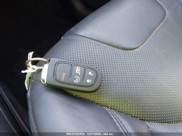 2019 JEEP CHEROKEE 1C4PJMDX0KD125991 Photo 10