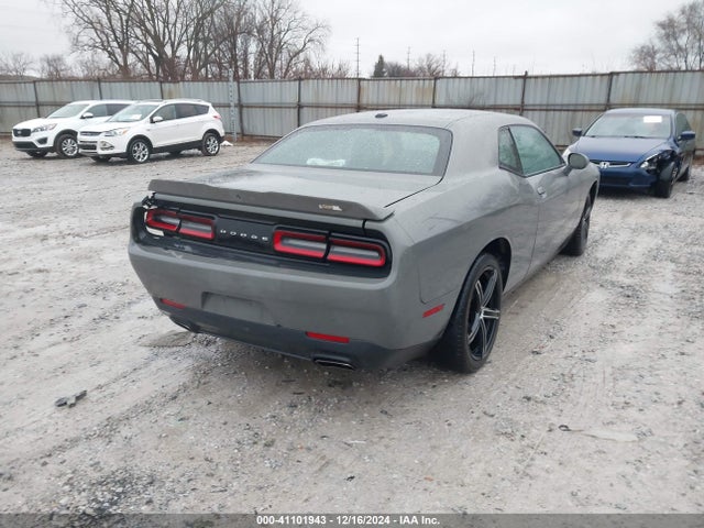Dodge Challenger Sxt 2018 2C3CDZAGXJH123615 Image 4