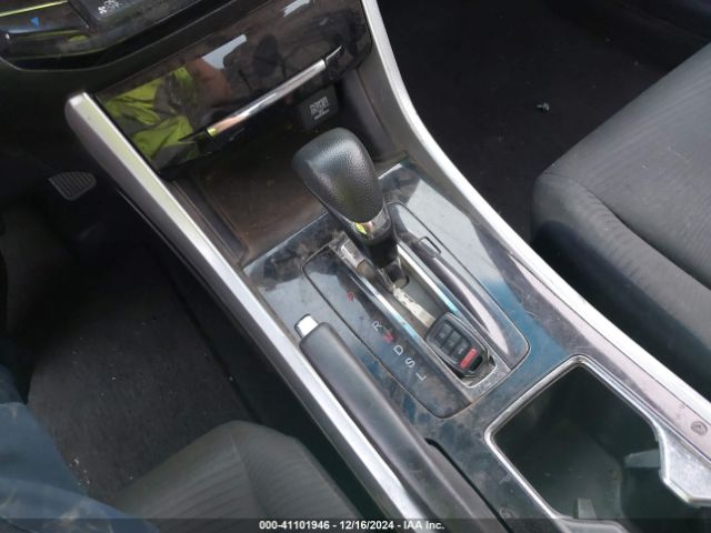 1HGCR2F30HA055037 Honda ACCORD LX