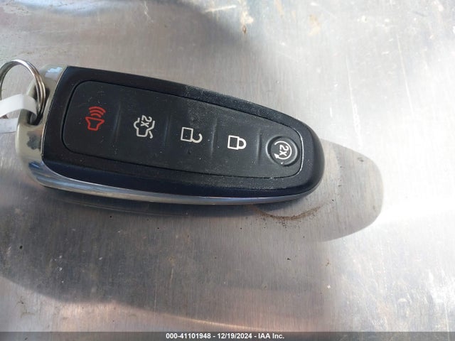 Ford ESCAPE SE 2019 1FMCU0GD6KUB81882 Image 11