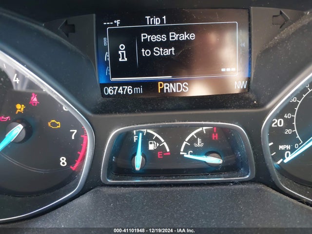Ford ESCAPE SE 2019 1FMCU0GD6KUB81882 Image 16