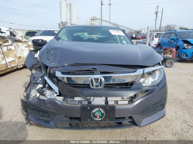 2HGFC2F57JH594133 Honda Civic Lx