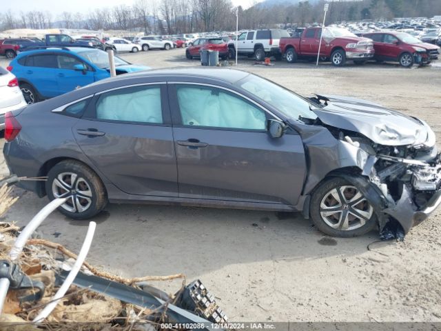 2HGFC2F57JH594133 Honda Civic Lx