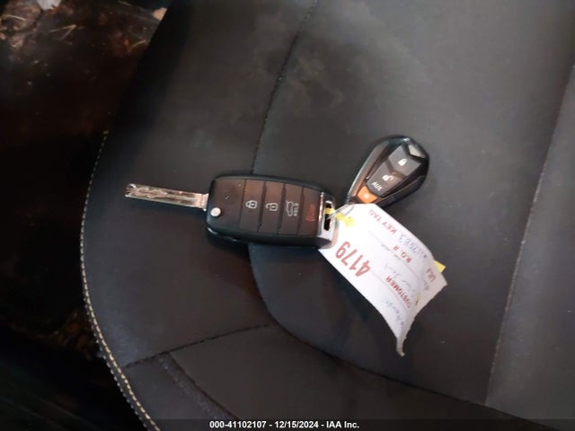 KIA SOUL + 2016 KNDJP3A52G7860365 Image 11