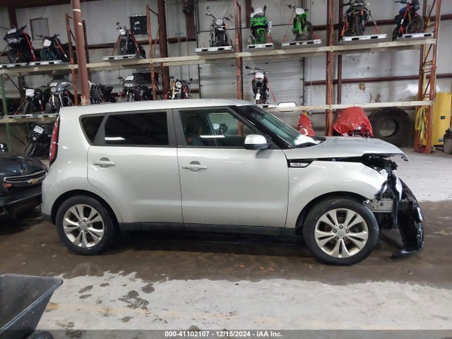 KIA SOUL + 2016 KNDJP3A52G7860365 Image 13