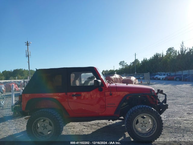 1C4AJWAG2HL670725 Jeep Wrangler Sport 4x4