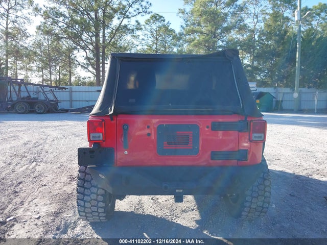 1C4AJWAG2HL670725 Jeep Wrangler Sport 4x4