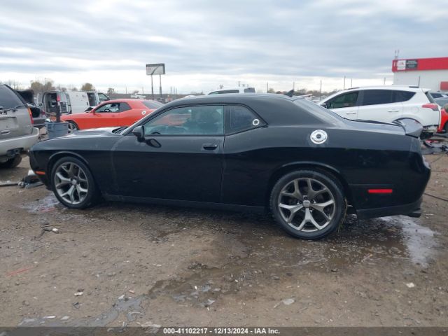 2C3CDZAT6FH782845 Dodge Challenger R/t