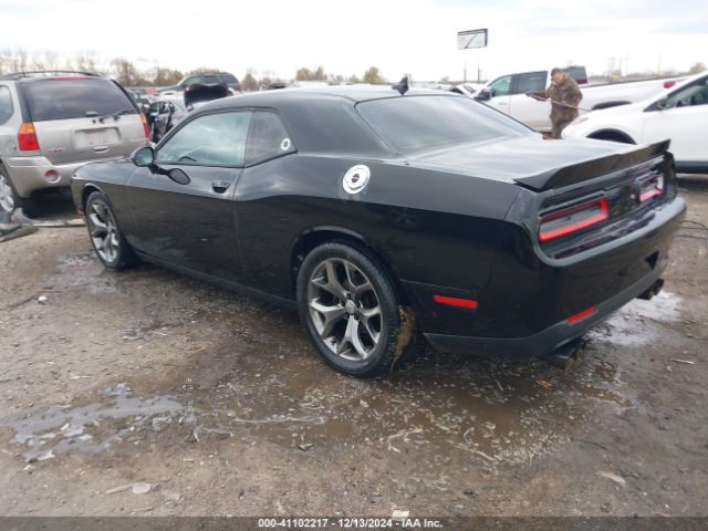 2C3CDZAT6FH782845 Dodge Challenger R/t