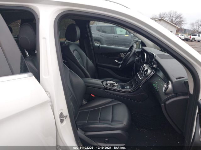 2016 MERCEDES-BENZ GLC 300 WDC0G4KB5GF098865 Photo 4