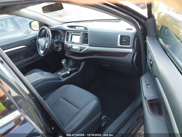5TDBKRFH8FS191029 Toyota Highlander Le Plus V6