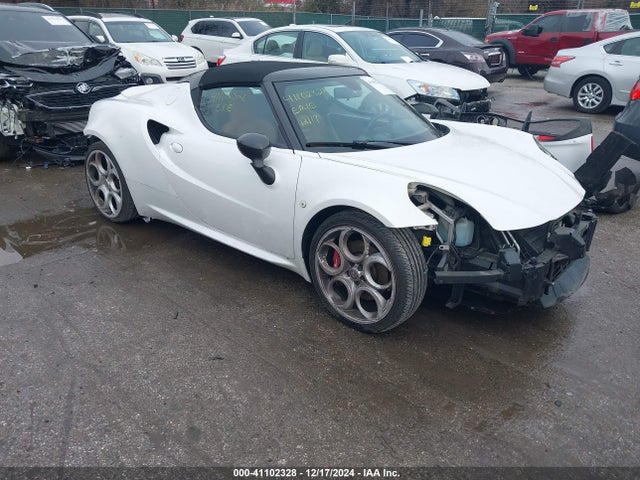 ZARBAAB42JM282475 Alfa Romeo 4c Spider