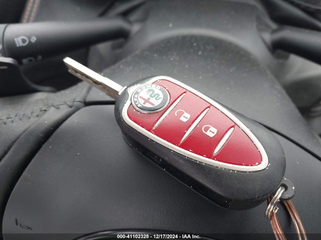 ZARBAAB42JM282475 Alfa Romeo 4c Spider