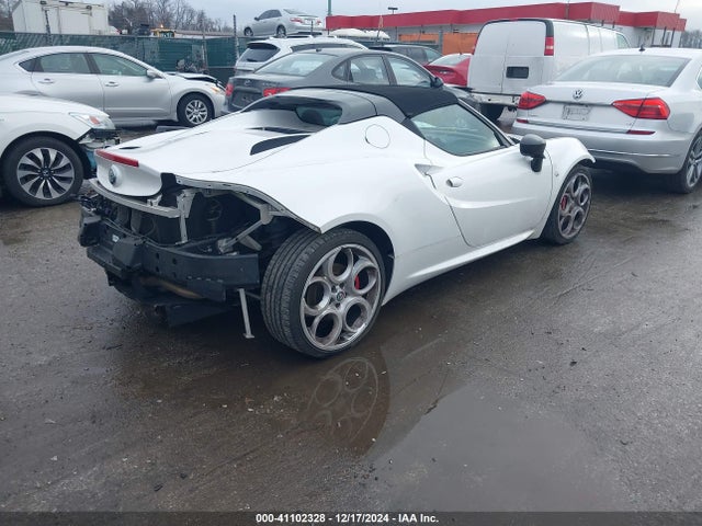 ZARBAAB42JM282475 Alfa Romeo 4c Spider